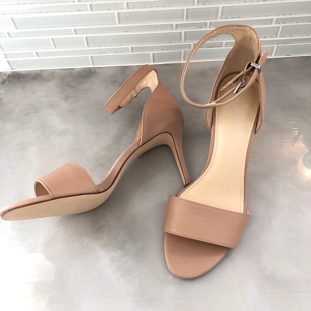 New Nine West Heels Sz 10